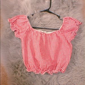 red n white checkered crop top